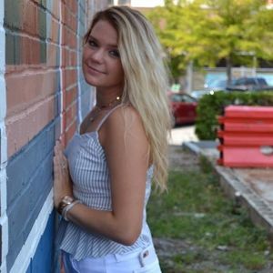 Meet your Posher, Samantha